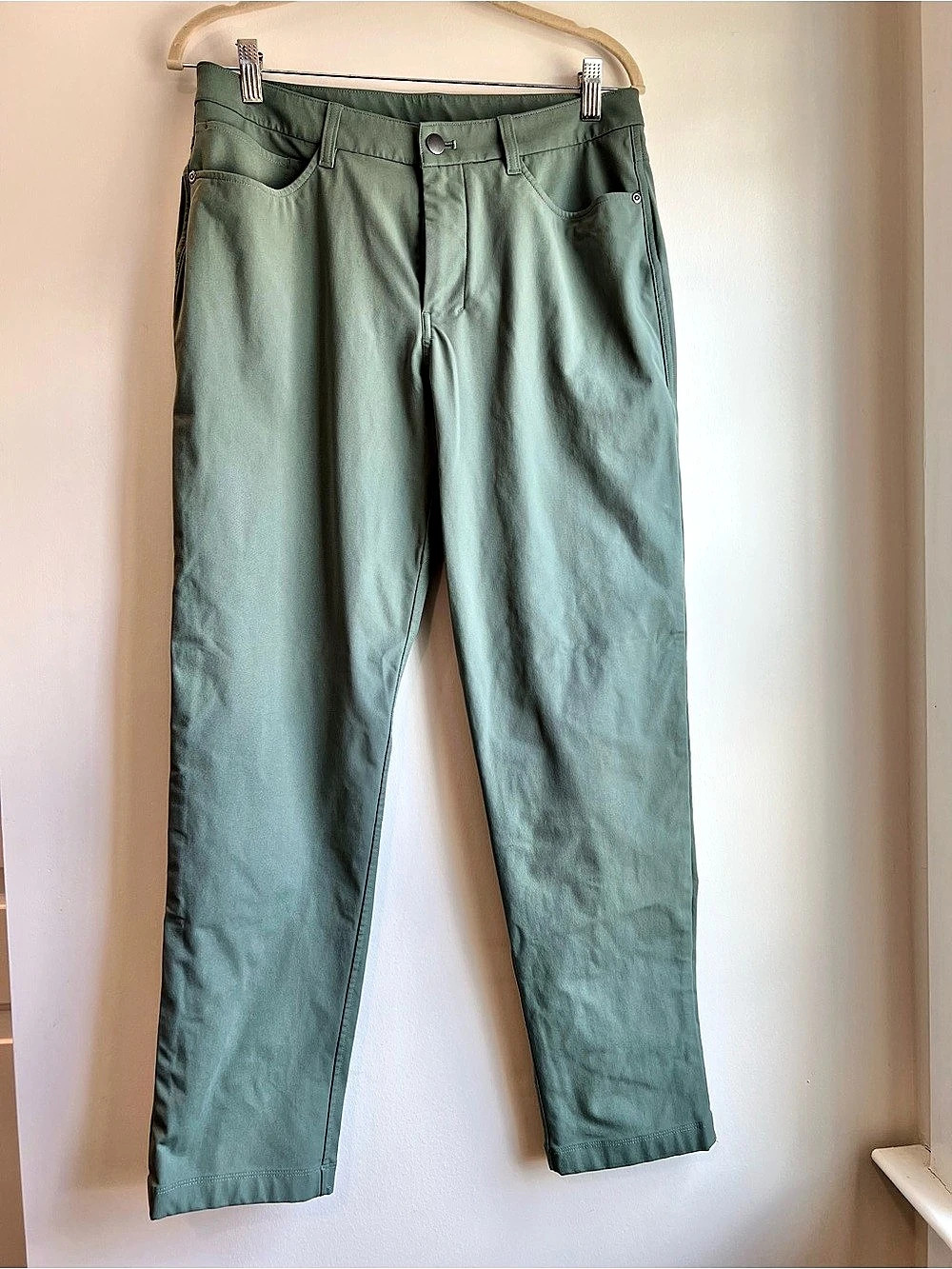 lululemon ABC Classic-Fit 5-Pocket Pant Warpstreme Green Waist 31